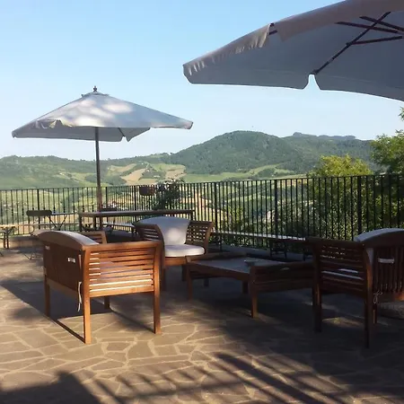 펜션 Castello Montesasso